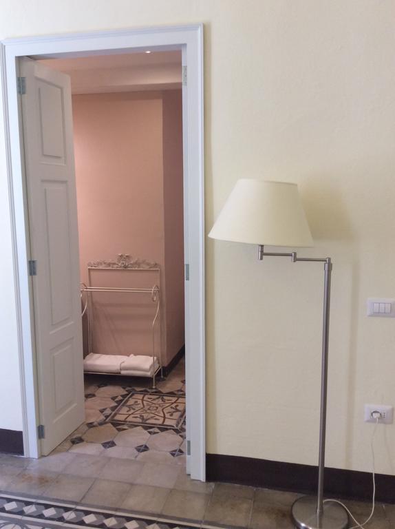Hotel Relais Santa Croce Cagliari Camera foto